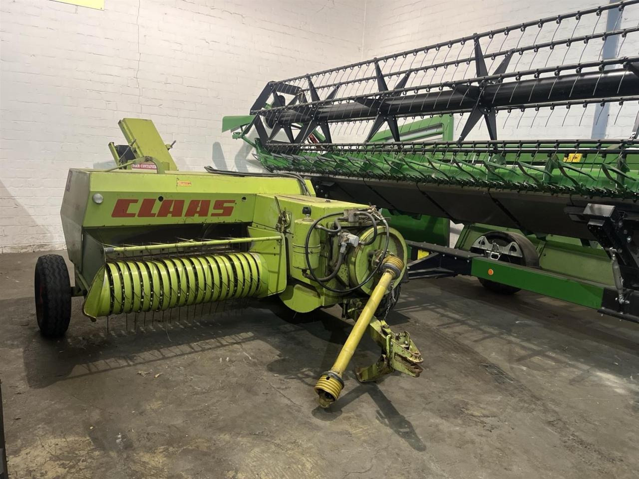 CLAAS Markant 50 - Square baler: picture 1 CLAAS Markant 50 - Square baler: picture 1