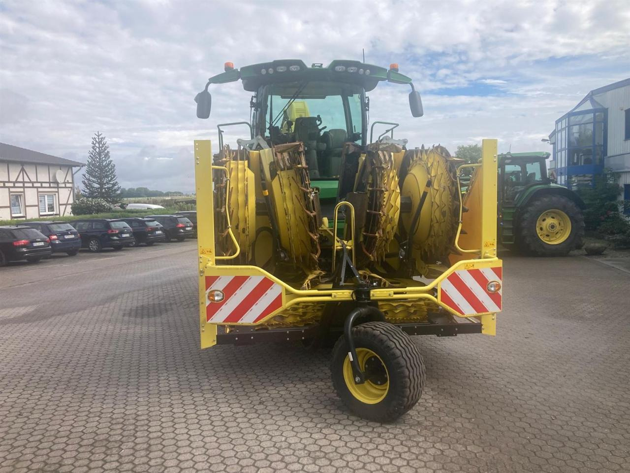 John Deere 9900i - Forage harvester: picture 5 John Deere 9900i - Forage harvester: picture 5