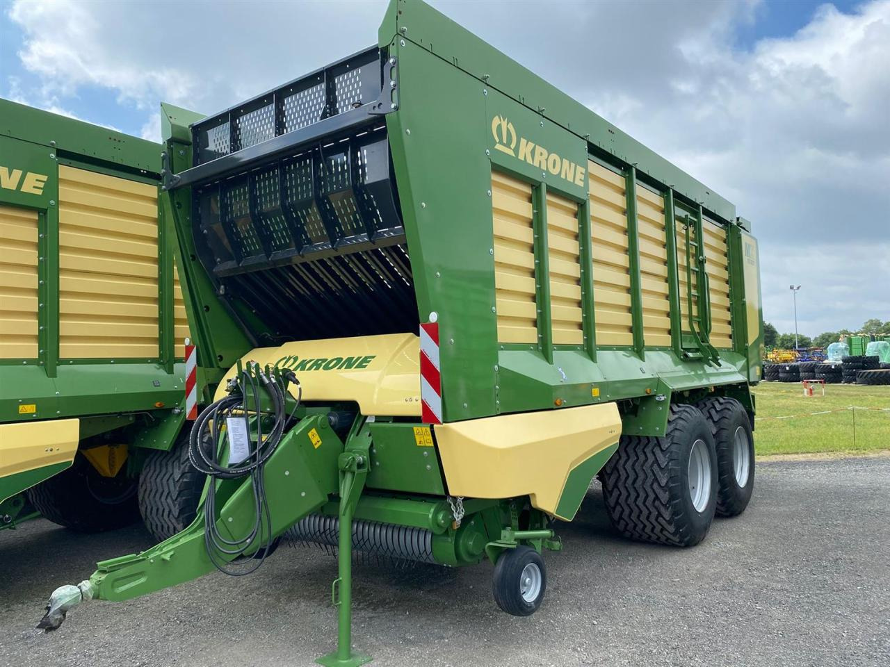 Krone MX 370 GD - Self-loading wagon: picture 1 Krone MX 370 GD - Self-loading wagon: picture 1