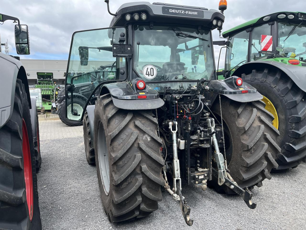 Sonstige / Other Deutz-Fahr 6125 C RVShift - Farm tractor: picture 3 Sonstige / Other Deutz-Fahr 6125 C RVShift - Farm tractor: picture 3