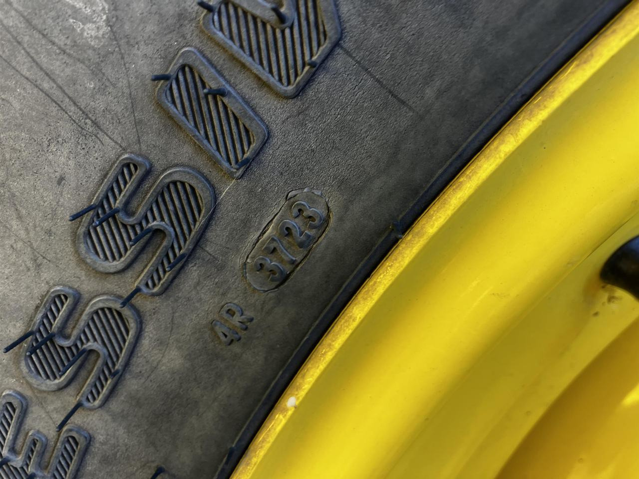 Trelleborg 480/70R30 - Tire for Agricultural machinery: picture 5 Trelleborg 480/70R30 - Tire for Agricultural machinery: picture 5