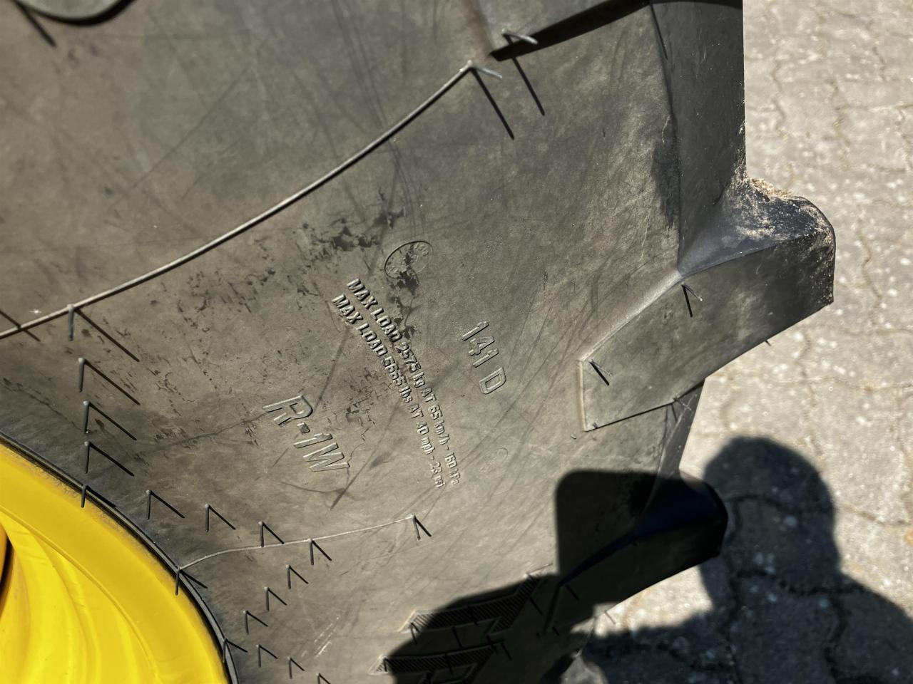Trelleborg 480/70R30 - Tire for Agricultural machinery: picture 3 Trelleborg 480/70R30 - Tire for Agricultural machinery: picture 3