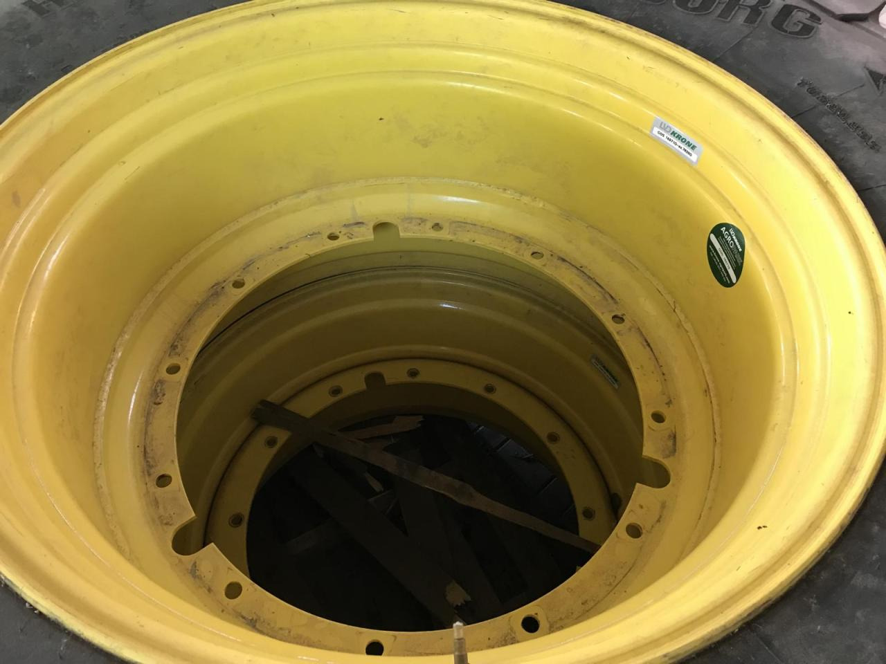 Trelleborg 710/75R42 - Tire for Agricultural machinery: picture 4 Trelleborg 710/75R42 - Tire for Agricultural machinery: picture 4