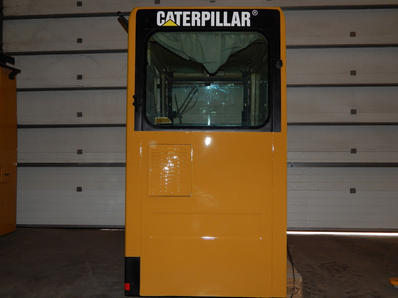 Cab ROPS CATERPILLAR 365B - Cab for Construction machinery: picture 5 Cab ROPS CATERPILLAR 365B - Cab for Construction machinery: picture 5