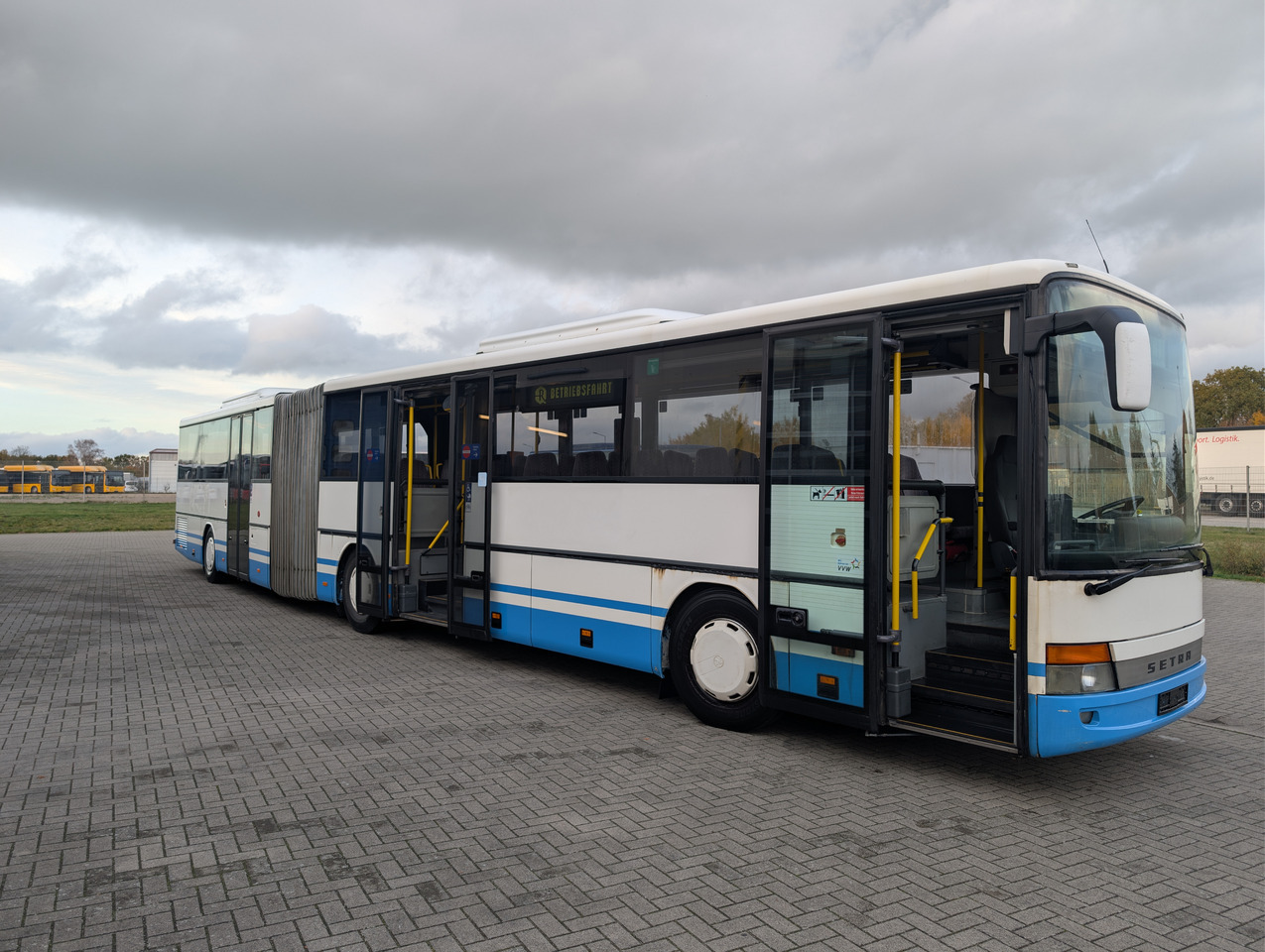 SETRA Setra SG 321 UL - Suburban bus: picture 3 SETRA Setra SG 321 UL - Suburban bus: picture 3