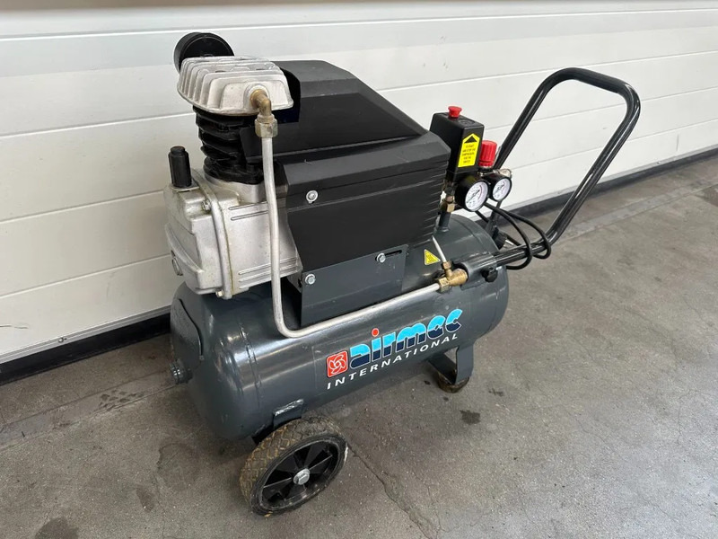 Airmec KA25200 C 2 PK 200 L / min 8 Bar Elektrische Zuigercompressor - Air compressor: picture 2 Airmec KA25200 C 2 PK 200 L / min 8 Bar Elektrische Zuigercompressor - Air compressor: picture 2
