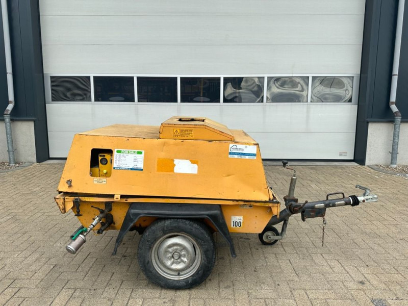 Atlas-Copco ATCA 2000 Deutz F2L 1011 Mobiele Diesel Schroefcompressor 18.5 kW 7 Bar - Air compressor: picture 1 Atlas-Copco ATCA 2000 Deutz F2L 1011 Mobiele Diesel Schroefcompressor 18.5 kW 7 Bar - Air compressor: picture 1