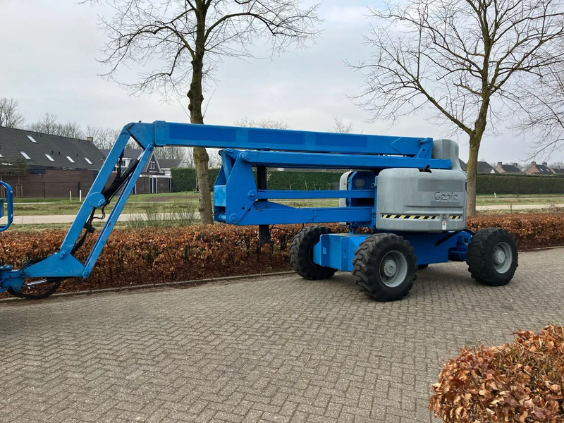 Genie Z60/34 Deutz Diesel 4 x 4 Knik Telescoop Hoogwerker 20.4 meter werkhoogte - Articulated boom: picture 3 Genie Z60/34 Deutz Diesel 4 x 4 Knik Telescoop Hoogwerker 20.4 meter werkhoogte - Articulated boom: picture 3
