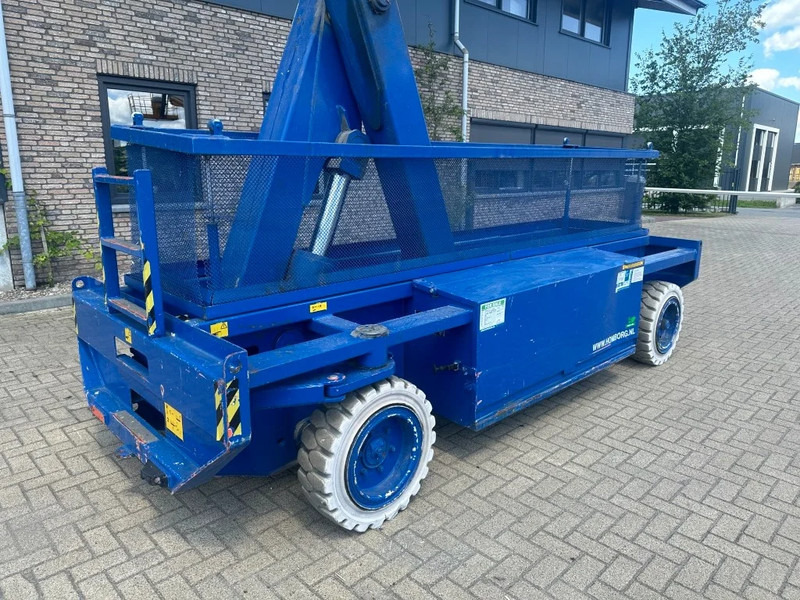 Holland lift Q-135EL18 Elektra Schaarhoogwerker 15.5 meter werkhoogte 873 uur - Scissor lift: picture 3 Holland lift Q-135EL18 Elektra Schaarhoogwerker 15.5 meter werkhoogte 873 uur - Scissor lift: picture 3