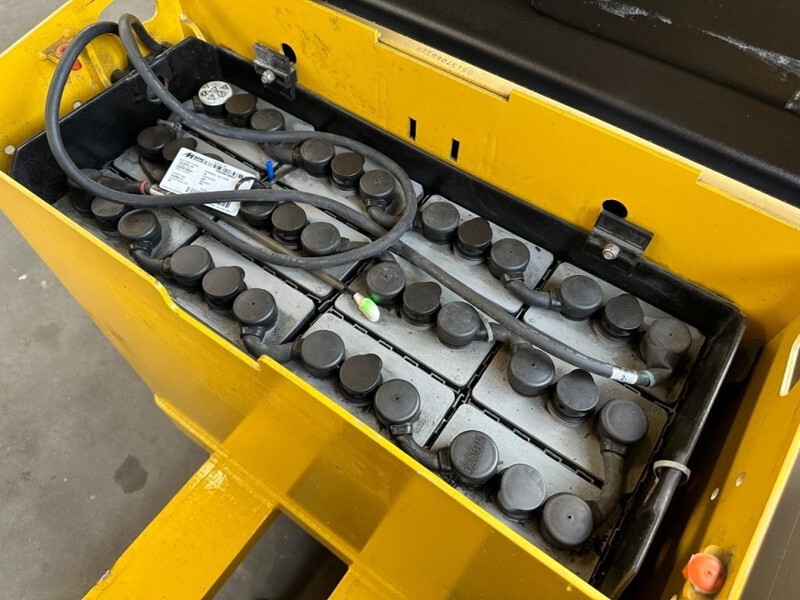 Pallet truck Hyster MP20X FBW 2 ton Palletwagen Elektra Pallettruck Meerijder: picture 15