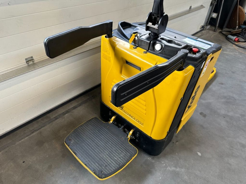 Pallet truck Hyster MP20X FBW 2 ton Palletwagen Elektra Pallettruck Meerijder: picture 14