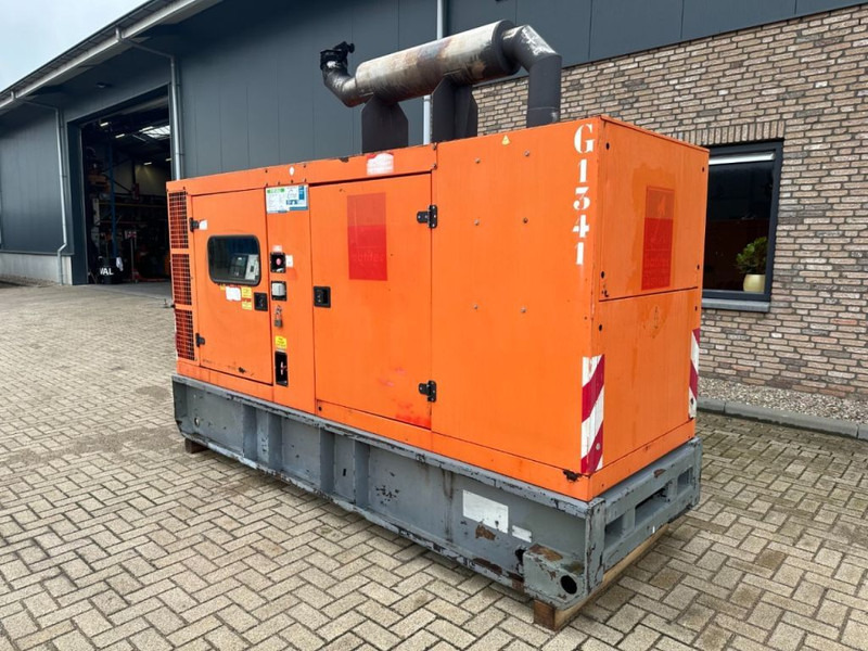 Ingersoll Rand G160 John Deere Leroy Somer 165 kVA Silent Rental generatorset - Generator set: picture 4 Ingersoll Rand G160 John Deere Leroy Somer 165 kVA Silent Rental generatorset - Generator set: picture 4