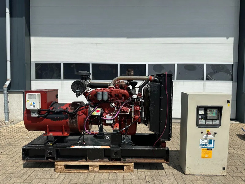 Iveco 8061 Marelli 150 kVA noodstroom generatorset ATS automatische netovername - Generator set: picture 1 Iveco 8061 Marelli 150 kVA noodstroom generatorset ATS automatische netovername - Generator set: picture 1