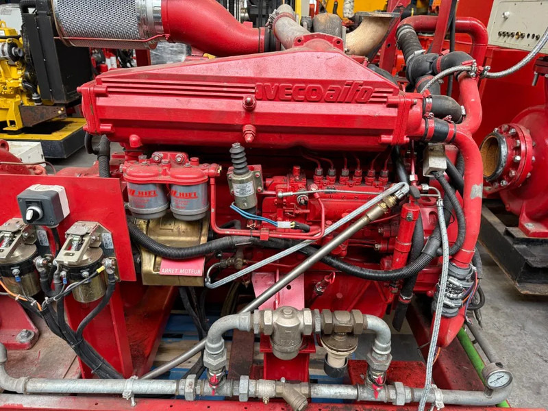 Iveco 8061 SRI 41.00 Armstrong Diesel Waterpomp 454 m3 / h 11 Bar 207 hours ! - Water pump: picture 5 Iveco 8061 SRI 41.00 Armstrong Diesel Waterpomp 454 m3 / h 11 Bar 207 hours ! - Water pump: picture 5