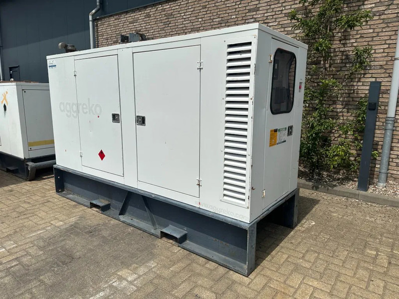 Iveco FPT Stamford 125 kVA Silent Rental generatorset - Generator set: picture 3 Iveco FPT Stamford 125 kVA Silent Rental generatorset - Generator set: picture 3