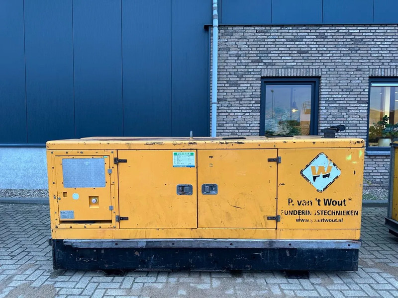 John Deere 6068 TF 258 Mecc Alte Spa 130 kVA Silent generatorset - Generator set: picture 1 John Deere 6068 TF 258 Mecc Alte Spa 130 kVA Silent generatorset - Generator set: picture 1