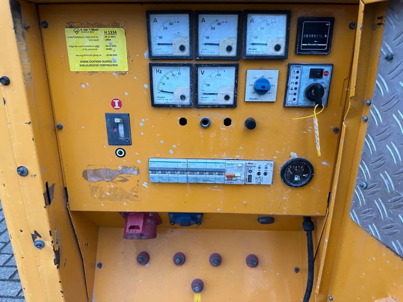 John Deere 6068 TF 258 Mecc Alte Spa 130 kVA Silent generatorset - Generator set: picture 4 John Deere 6068 TF 258 Mecc Alte Spa 130 kVA Silent generatorset - Generator set: picture 4
