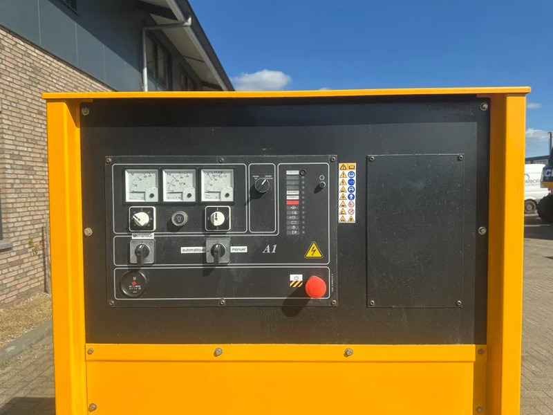 SDMO John Deere Leroy Somer 120 kVA generatorset - Generator set: picture 4 SDMO John Deere Leroy Somer 120 kVA generatorset - Generator set: picture 4