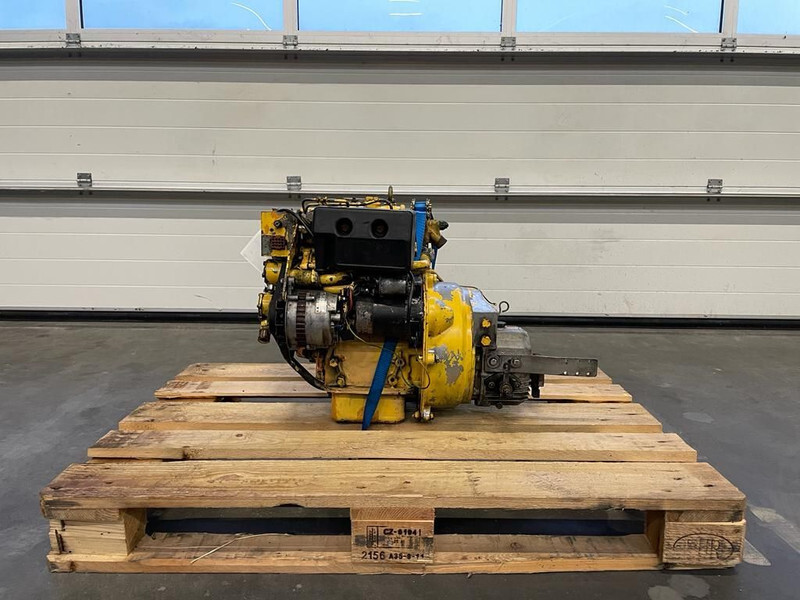 Engine Vetus M2 Vetus 11 PK Marine Diesel motor Twindisc Keerkoppeling: picture 8