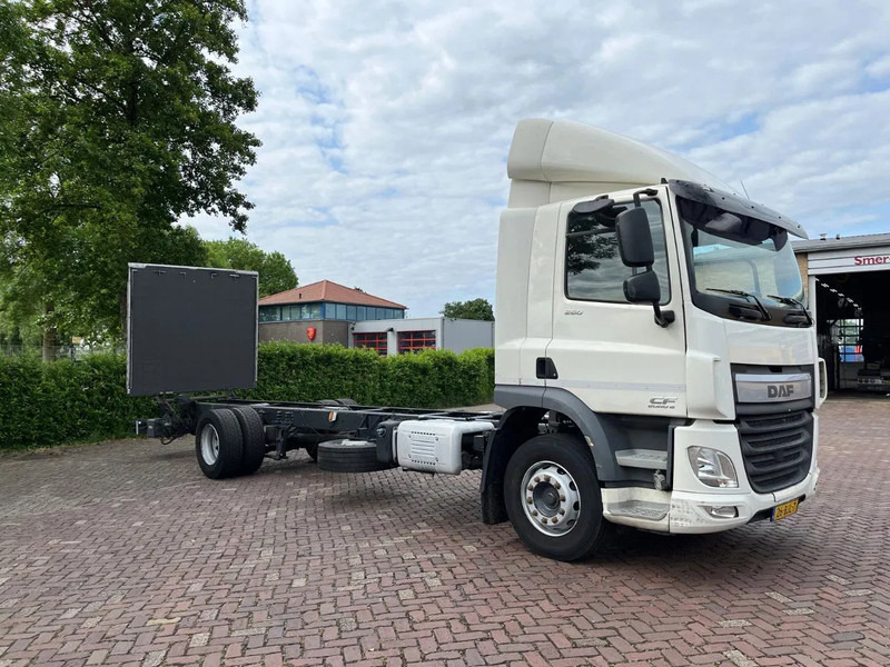 DAF CF 260 CF 260 FA CHASSIS CABINE EURO 6 - Cab chassis truck: picture 5 DAF CF 260 CF 260 FA CHASSIS CABINE EURO 6 - Cab chassis truck: picture 5