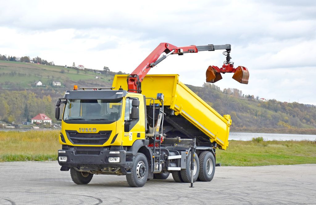Iveco TRAKKER 360 * Kipper 4,90m* KRAN/FUNK*6x4 Iveco TRAKKER 360 * Kipper 4,90m* KRAN/FUNK*6x4 - Tipper, Crane truck: picture 2 Iveco TRAKKER 360 * Kipper 4,90m* KRAN/FUNK*6x4 Iveco TRAKKER 360 * Kipper 4,90m* KRAN/FUNK*6x4 - Tipper, Crane truck: picture 2