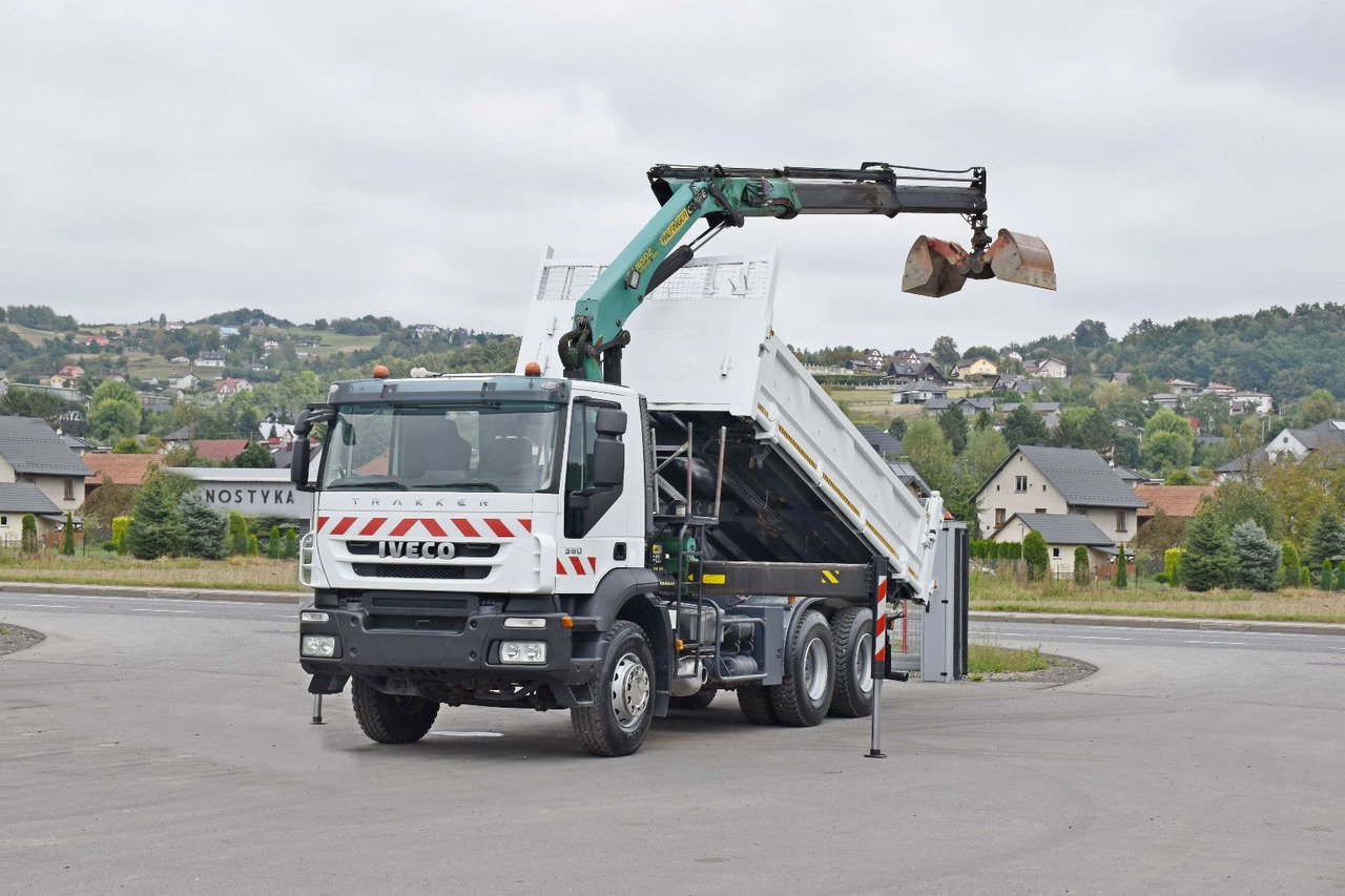 Iveco TRAKKER 360 * Kipper 5,20m* PK 16502 / FUNK*6x4 - Tipper, Crane truck: picture 2 Iveco TRAKKER 360 * Kipper 5,20m* PK 16502 / FUNK*6x4 - Tipper, Crane truck: picture 2