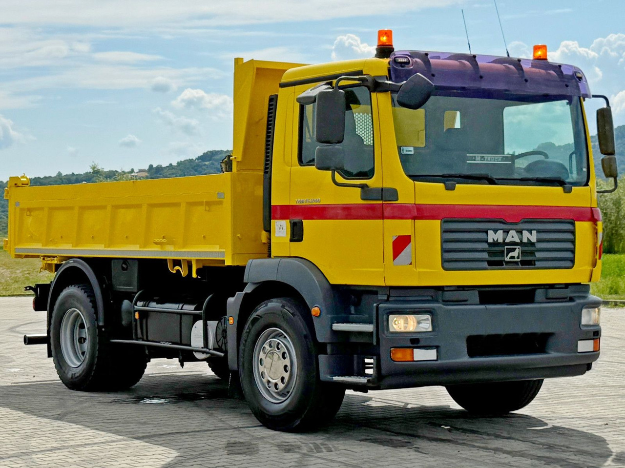 MAN TGM 15.240 * KIPPER 4,30 m + BORDMATIC - Tipper, Crane truck: picture 4 MAN TGM 15.240 * KIPPER 4,30 m + BORDMATIC - Tipper, Crane truck: picture 4