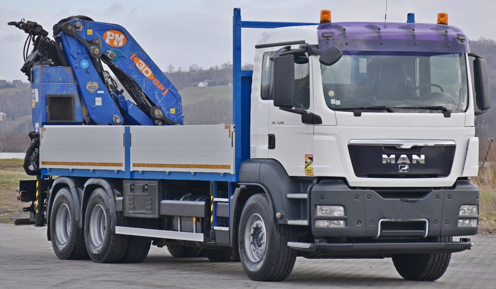 MAN TGS 26.360*PRITSCHE 6,60m * PM 30 SP / FUNK *6x4 - Crane truck: picture 3 MAN TGS 26.360*PRITSCHE 6,60m * PM 30 SP / FUNK *6x4 - Crane truck: picture 3