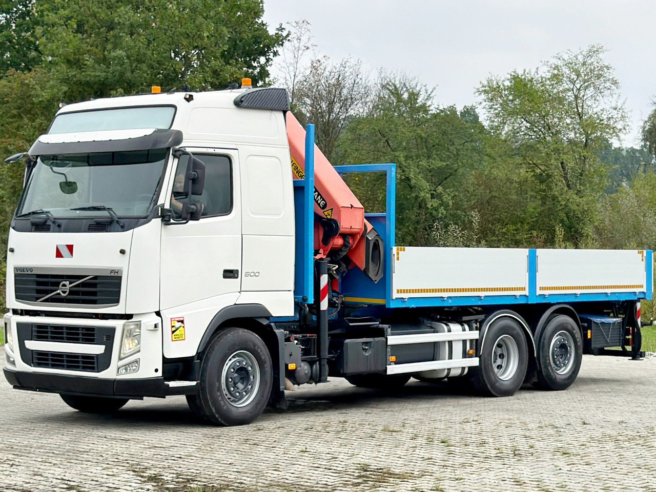 Volvo FH 500 * PRITSCHE 6,05 m* PK 42502 + FUNK *TOP - Crane truck: picture 3 Volvo FH 500 * PRITSCHE 6,05 m* PK 42502 + FUNK *TOP - Crane truck: picture 3