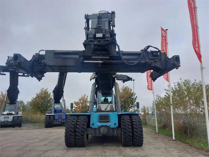 KONECRANES SMV 4531 TC5 - Reach stacker: picture 5 KONECRANES SMV 4531 TC5 - Reach stacker: picture 5