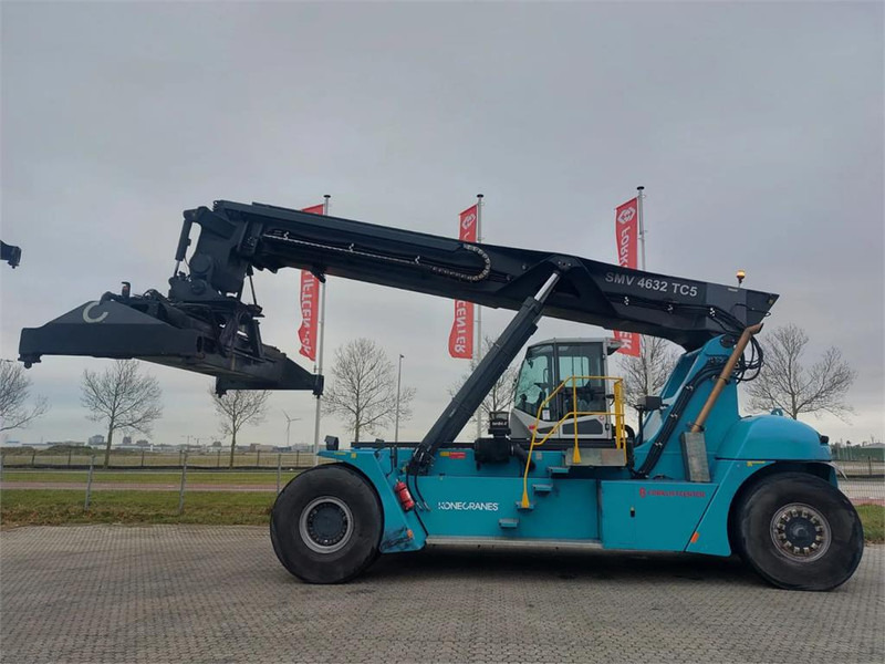 KONECRANES SMV 4632 TC5 - Reach stacker: picture 3 KONECRANES SMV 4632 TC5 - Reach stacker: picture 3