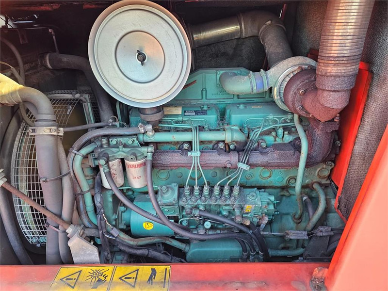 Kalmar DCB32 RoRo - Diesel forklift: picture 1 Kalmar DCB32 RoRo - Diesel forklift: picture 1