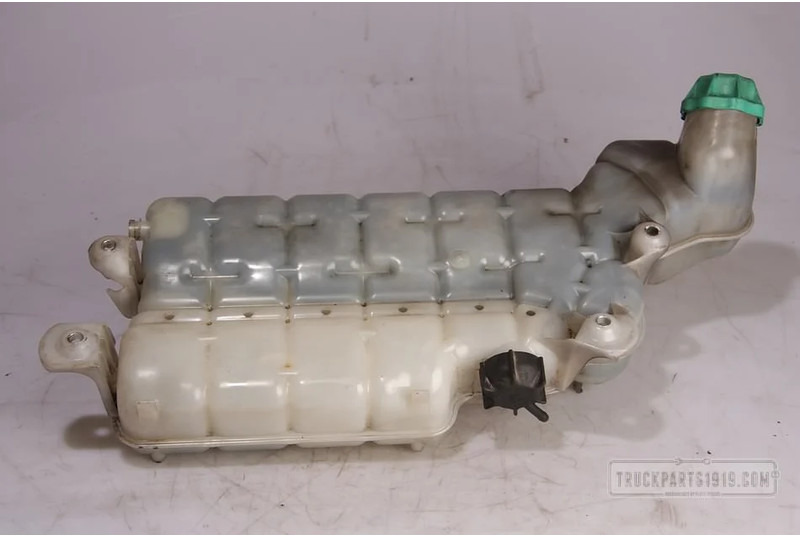 Behr HELLA SERVICE Cooling System Koelexpansievat MAN TGL TGM - Expansion tank for Truck: picture 2 Behr HELLA SERVICE Cooling System Koelexpansievat MAN TGL TGM - Expansion tank for Truck: picture 2