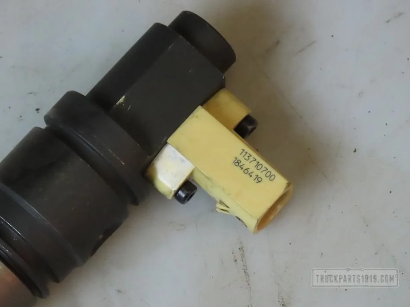 DAF XF 105 Fuel System Injector Eur5 - Injector for Truck: picture 2 DAF XF 105 Fuel System Injector Eur5 - Injector for Truck: picture 2