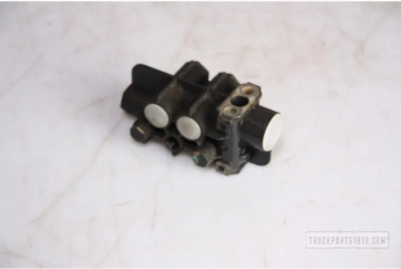 MAN Compressed Air System Remdrukverdeler - Valve for Truck: picture 2 MAN Compressed Air System Remdrukverdeler - Valve for Truck: picture 2