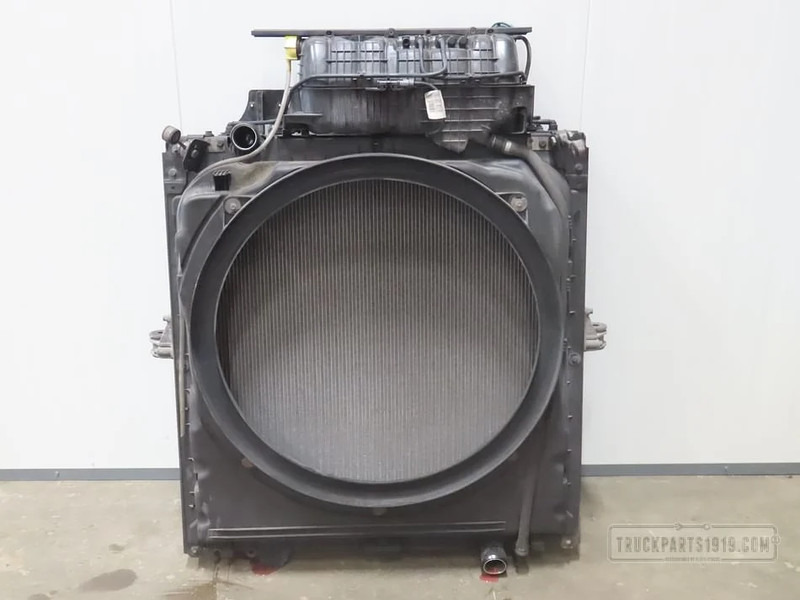 MAN Cooling System Radiateur - Radiator for Truck: picture 2 MAN Cooling System Radiateur - Radiator for Truck: picture 2