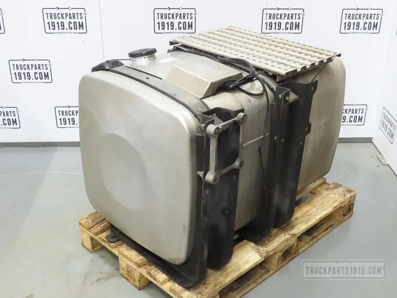 MAN Fuel System Brandstoftank - Fuel tank for Truck: picture 2 MAN Fuel System Brandstoftank - Fuel tank for Truck: picture 2