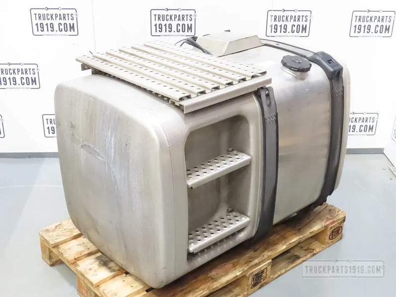 MAN Fuel System Brandstoftank - Fuel tank for Truck: picture 1 MAN Fuel System Brandstoftank - Fuel tank for Truck: picture 1