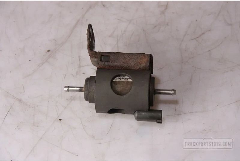 Mercedes-Benz 0024704894 Brandstofpomp standkachel MB - Fuel pump for Truck: picture 1 Mercedes-Benz 0024704894 Brandstofpomp standkachel MB - Fuel pump for Truck: picture 1