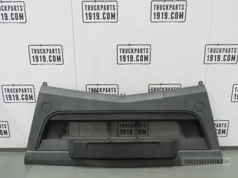 Mercedes-Benz 9608801790 Voorbumper MB MP4 - Bumper for Truck: picture 1 Mercedes-Benz 9608801790 Voorbumper MB MP4 - Bumper for Truck: picture 1