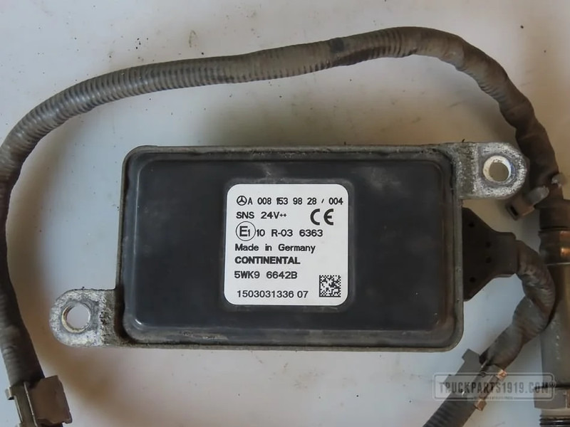 Mercedes-Benz Exhaust System NOx sensor MB MP4 - Exhaust system for Truck: picture 2 Mercedes-Benz Exhaust System NOx sensor MB MP4 - Exhaust system for Truck: picture 2