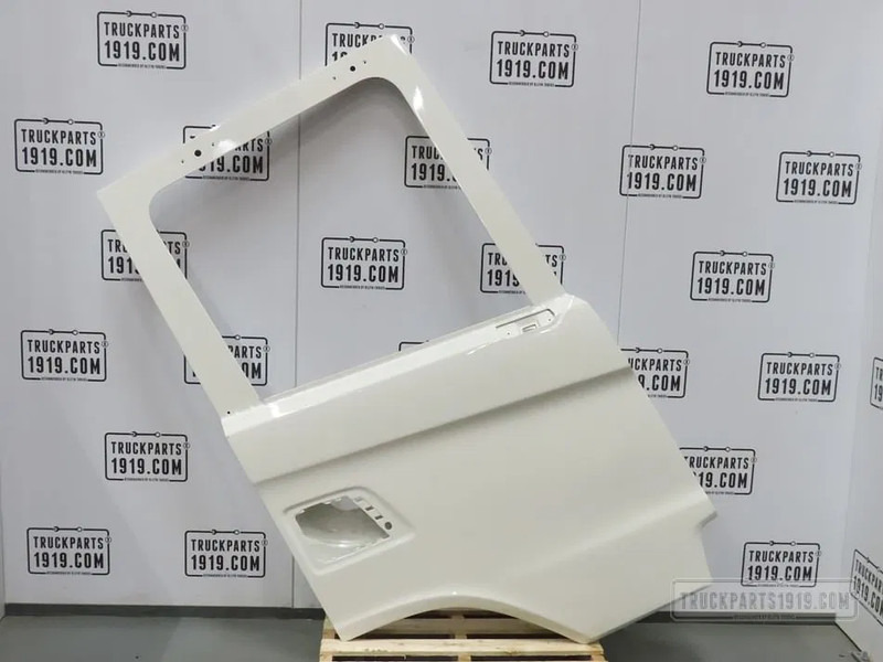 Scania 2653995 Portier Scania Rechts - Door and parts for Truck: picture 1 Scania 2653995 Portier Scania Rechts - Door and parts for Truck: picture 1