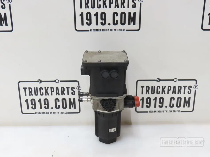 Scania 2695808 AdBlue pomp - Exhaust system for Truck: picture 1 Scania 2695808 AdBlue pomp - Exhaust system for Truck: picture 1