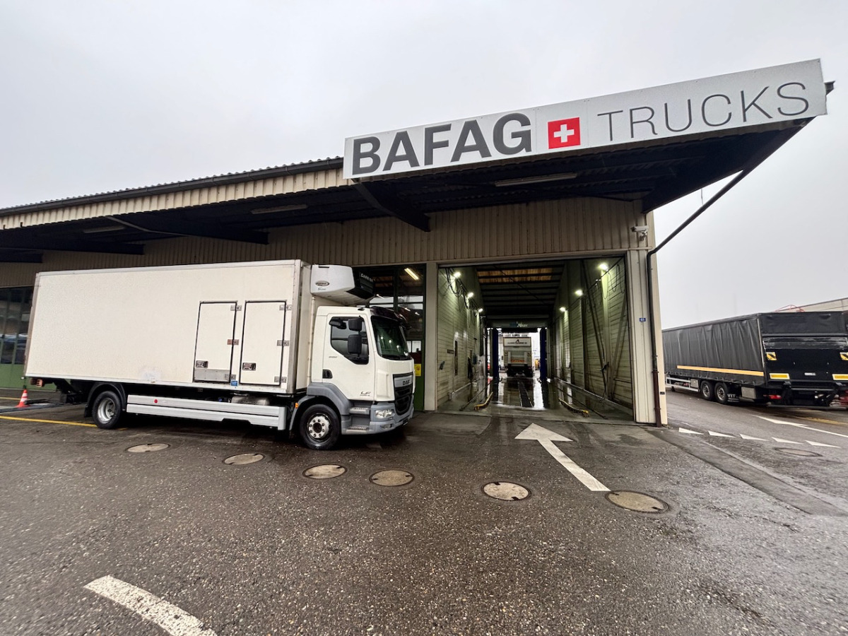 DAF LF 280 - Refrigerator truck: picture 2 DAF LF 280 - Refrigerator truck: picture 2