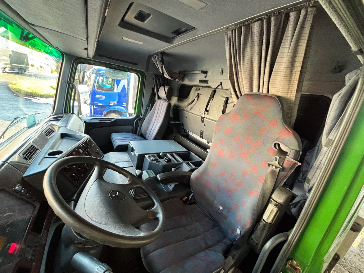 MERCEDES Actros 1848 4x4 - Tipper: picture 5 MERCEDES Actros 1848 4x4 - Tipper: picture 5