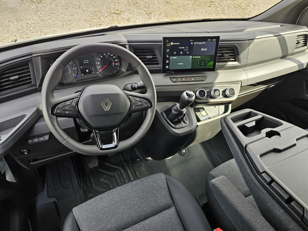 Renault Master 170 Tiefkühlkoffer -18°C 220V - Refrigerated van: picture 5 Renault Master 170 Tiefkühlkoffer -18°C 220V - Refrigerated van: picture 5