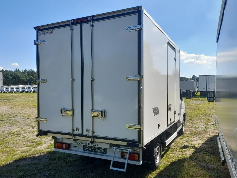 Renault Master Kühlkoffer O°/+20°C 230V Standkühlung - Refrigerated van: picture 3 Renault Master Kühlkoffer O°/+20°C 230V Standkühlung - Refrigerated van: picture 3