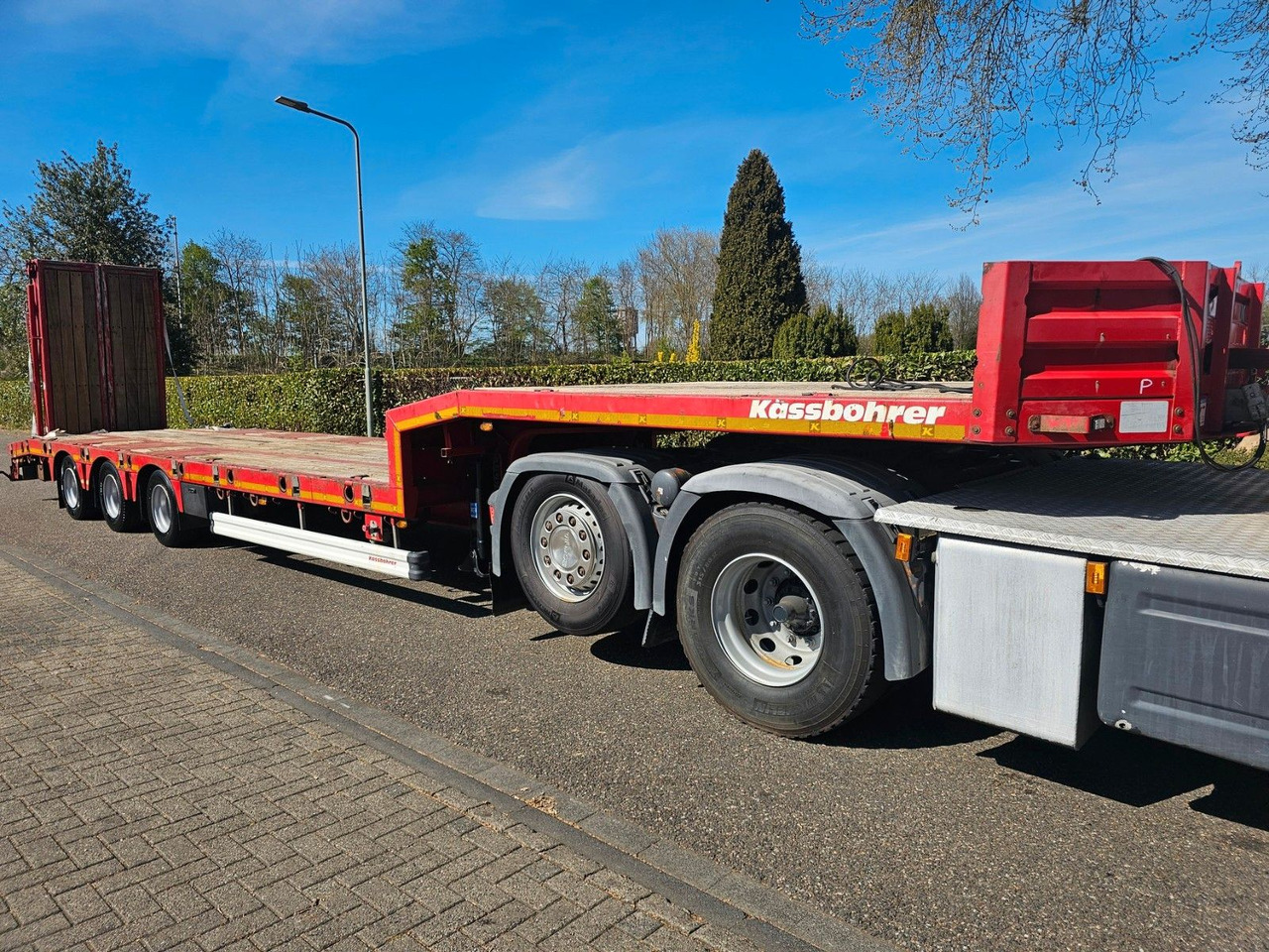 Kässbohrer LB3E Semie Tieflader Mit Rampen - Low loader semi-trailer: picture 3 Kässbohrer LB3E Semie Tieflader Mit Rampen - Low loader semi-trailer: picture 3