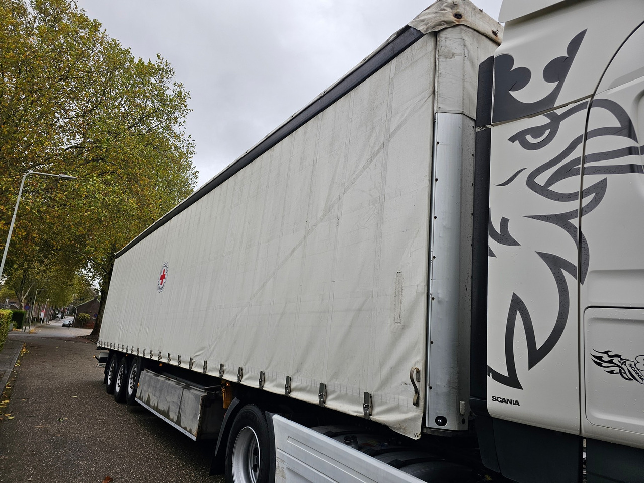 Schmitz S01 With New Tyres - Curtainsider semi-trailer: picture 2 Schmitz S01 With New Tyres - Curtainsider semi-trailer: picture 2