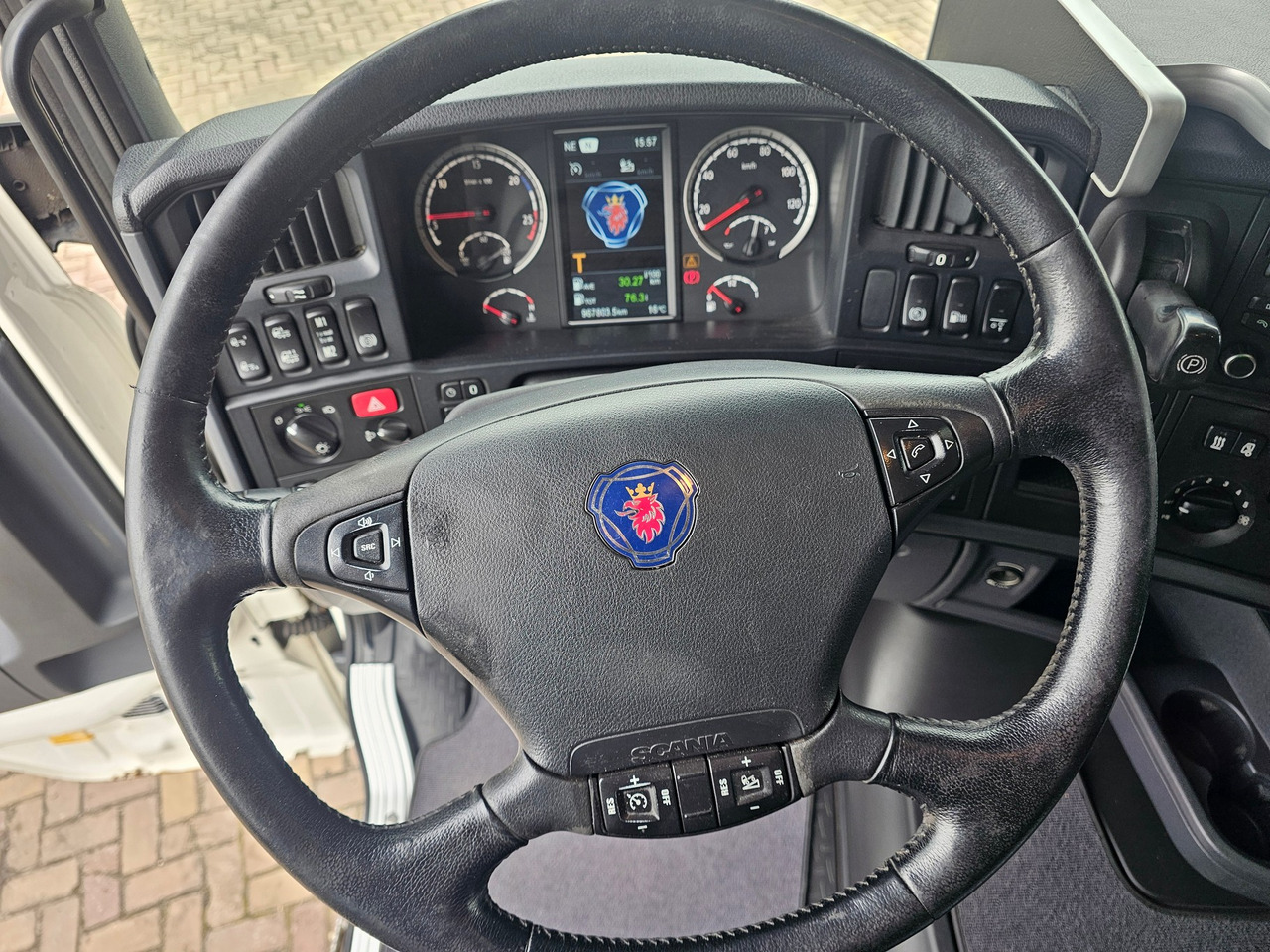 Scania R450 Highline - Tractor unit: picture 5 Scania R450 Highline - Tractor unit: picture 5